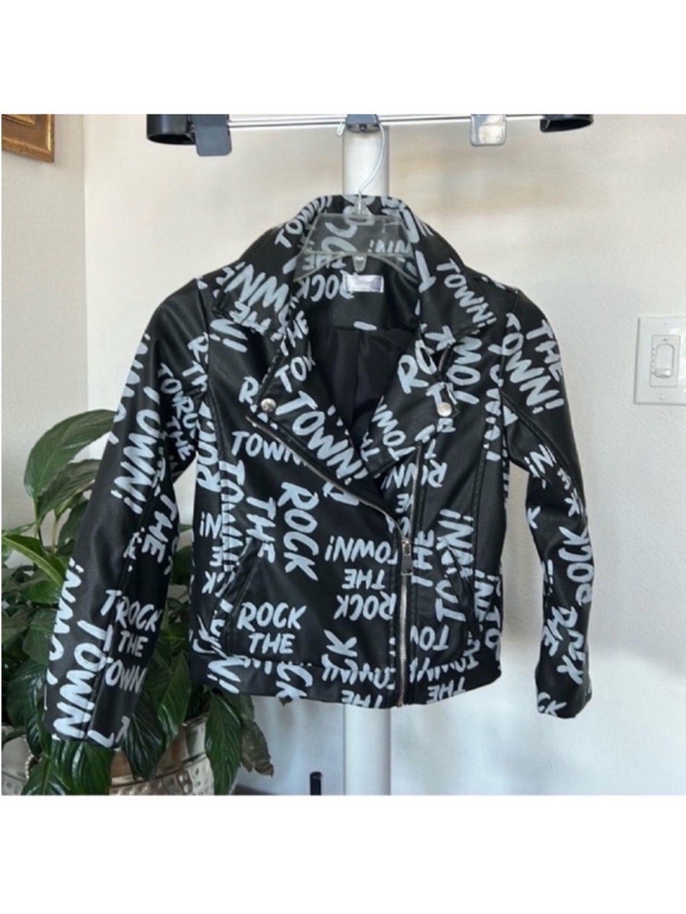 Disney Girls Faux Leather Moto/Biker Jacket Sz M Graffiti